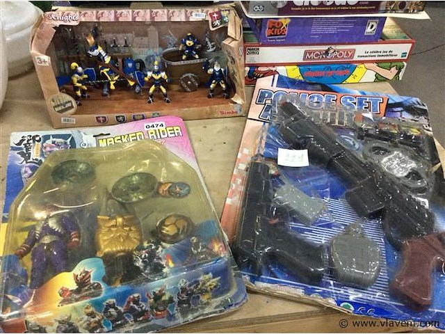 Lot wo masked rider - afbeelding 1 van  3