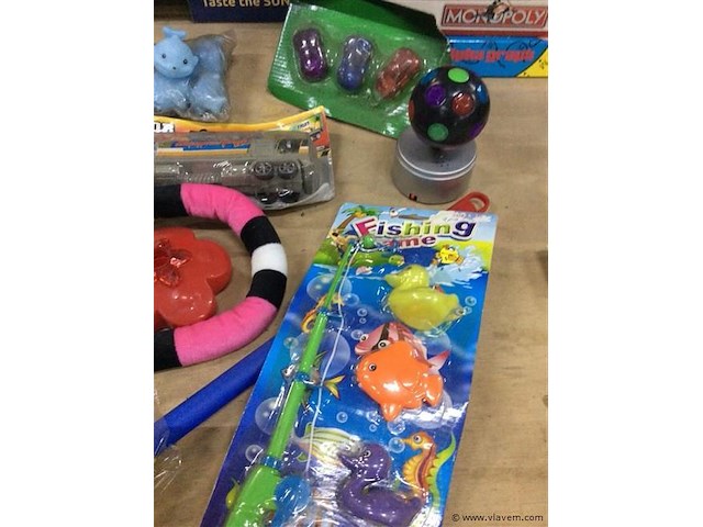 Lot wo visspel - afbeelding 2 van  3