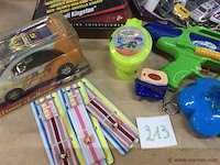 Lot wo waterpistool - afbeelding 3 van  3