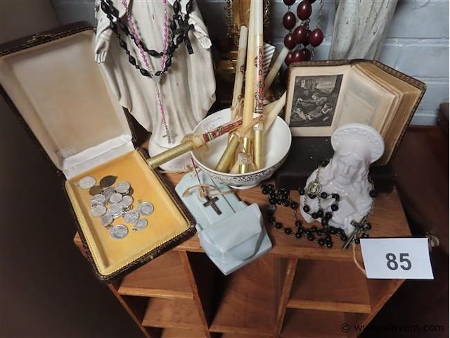 Lotje devotica en divers - afbeelding 2 van  3