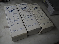 Lotus - afbeelding 2 van  4