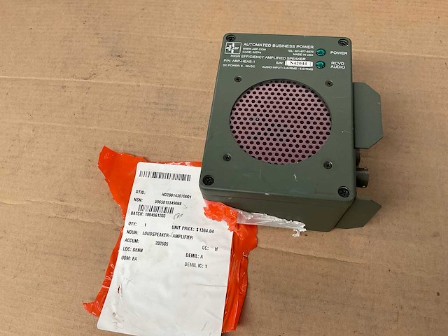 Loudspeaker amplifier - afbeelding 1 van  3