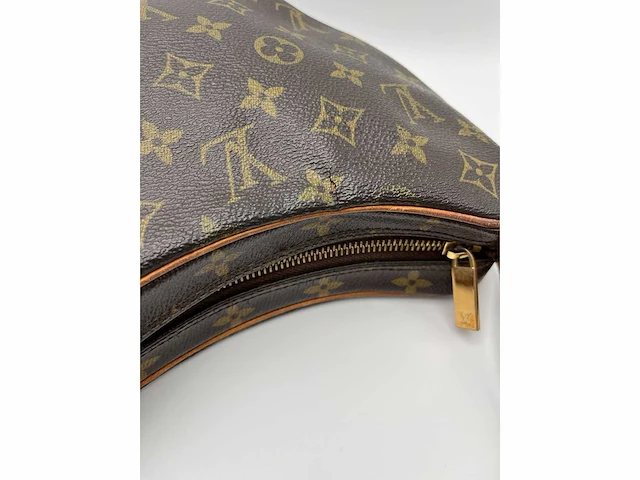 Louis vuitton - croissant mm - handtas - op echtheid geconroleerd - designer - afbeelding 13 van  14