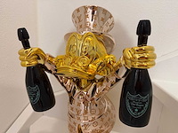 Louis vuitton dagobert duck sculptuur - afbeelding 2 van  3