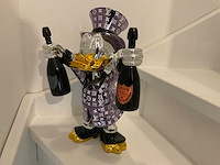 Louis vuitton dagobert duck sculptuur - afbeelding 1 van  7