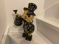 Louis vuitton dagobert duck sculptuur - afbeelding 5 van  7