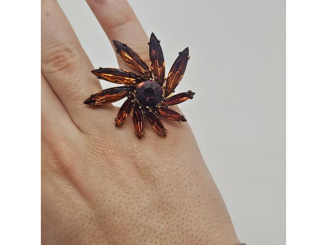 Louis vuitton damesring met stenen - afbeelding 3 van  10