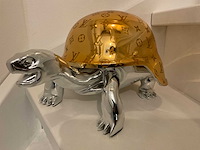 Louis vuitton turtle sculptuur - afbeelding 1 van  6