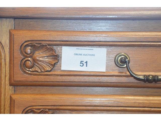 Louis xv slaapkamer bestaande uit commode 4 laden, 2 kleine commode 5 laden, kleerkast 4 deuren, kleerkast 3 deuren, tweepersoonsbed met matras - afbeelding 5 van  19
