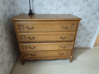 Louis xv slaapkamer bestaande uit commode 4 laden, 2 kleine commode 5 laden, kleerkast 4 deuren, kleerkast 3 deuren, tweepersoonsbed met matras - afbeelding 17 van  19