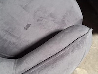 Lounge fauteuil v.v. fluwelen stoffen bekleding en metalen poten - afbeelding 3 van  5