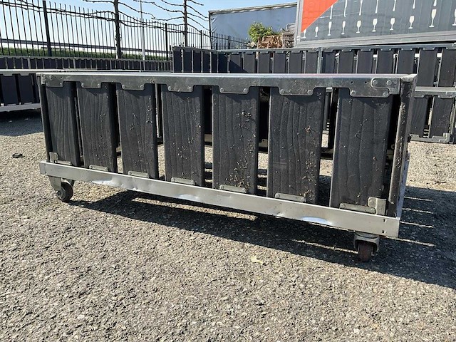 Loungebank met tafel (c) - afbeelding 6 van  9