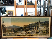 Lourdes basilique - vue laterale