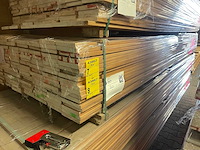 Louro vermehlo planken geschaafd 3950x145x21mm (70x) - afbeelding 4 van  4
