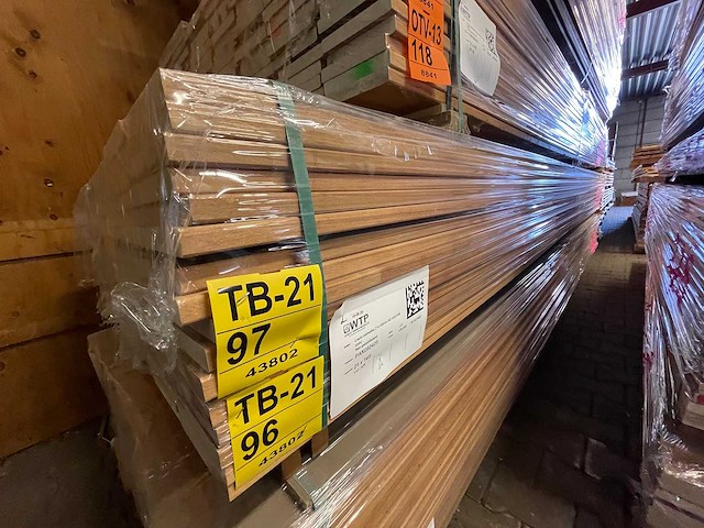 Louro vermehlo planken geschaafd 4250x145x21mm (56x) - afbeelding 4 van  4