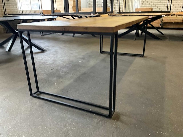 Lovew eetkamertafel - afbeelding 3 van  12