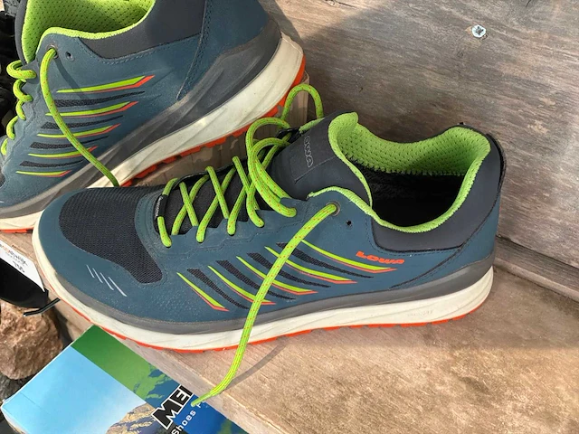 Lowa axos gtx wandelschoen 42,5 - afbeelding 2 van  3