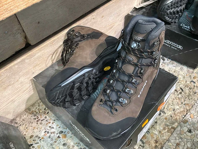 Lowa camino gtx wandelschoen 42 - afbeelding 2 van  3