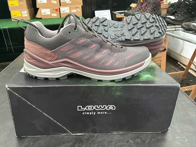 Lowa ferrox gtx sportschoen - afbeelding 1 van  3