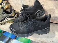 Lowa wandelschoen 41,5 (2x) - afbeelding 2 van  4