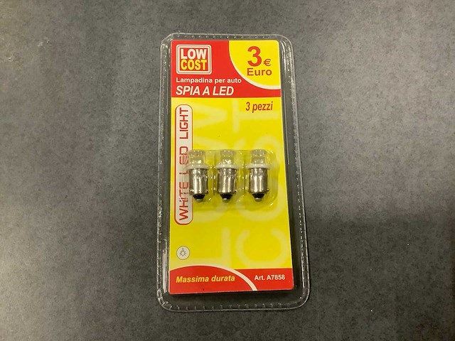 Lowcost (3pcs) auto verlichting (180x) - afbeelding 1 van  3