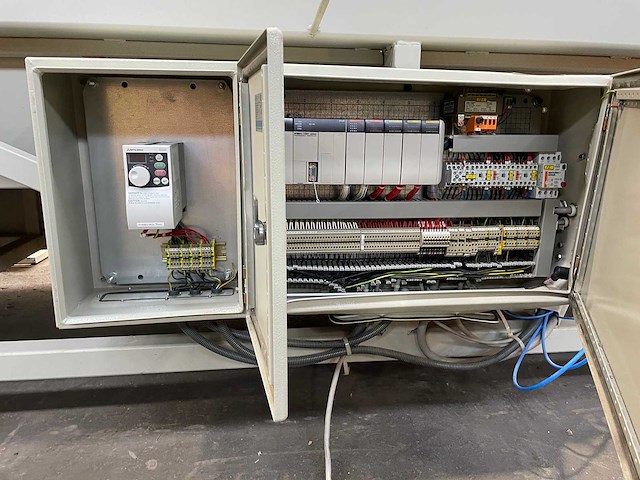 Löwer - 1998 - fa 4 s - diverse schuur- en polijstmachines - afbeelding 5 van  19