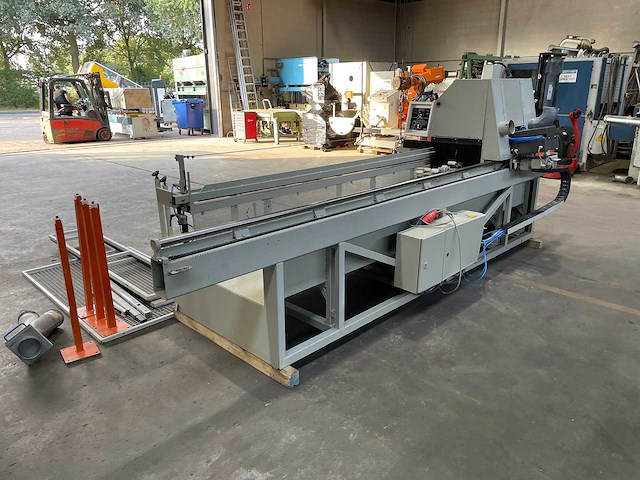 Löwer - 1998 - fa 4 s - diverse schuur- en polijstmachines - afbeelding 15 van  19