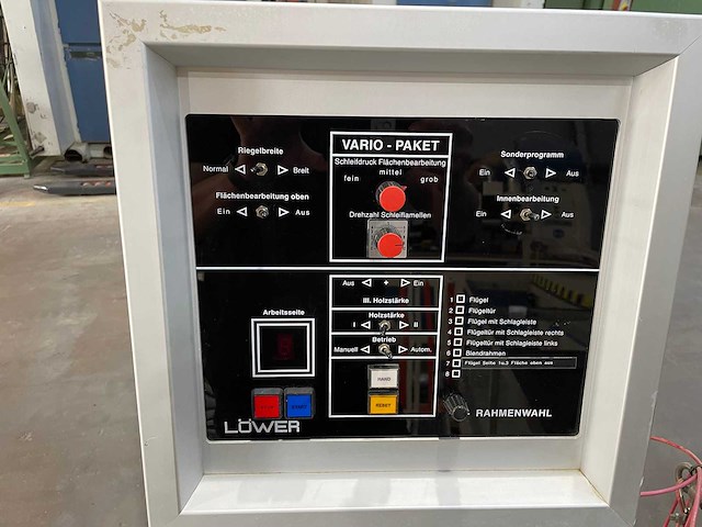 Löwer - 1998 - fa 4 s - diverse schuur- en polijstmachines - afbeelding 16 van  19