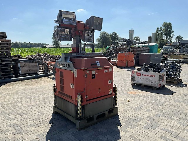 Loxam lichtmast - afbeelding 1 van  8