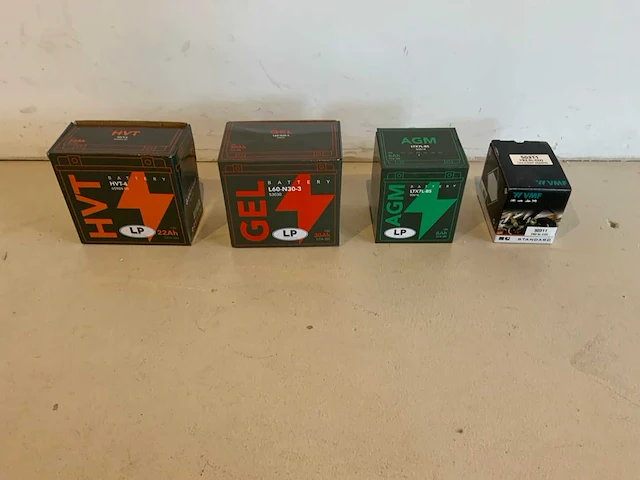 Lp battery / vmf div accu (4x) - afbeelding 1 van  8