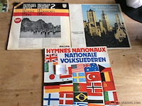 Lp divers 3stuks ( nationale hymnes + marsmuziek) - afbeelding 1 van  2