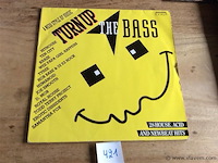 Lp turn up the bass vol1. - afbeelding 1 van  2