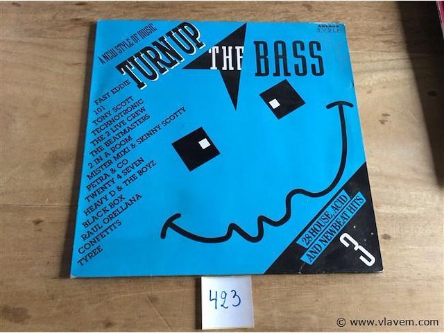 Lp turn up the bass vol3. - afbeelding 1 van  2
