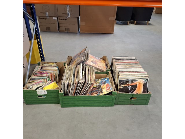 Lp's en singels , sony/grundig - afbeelding 1 van  15