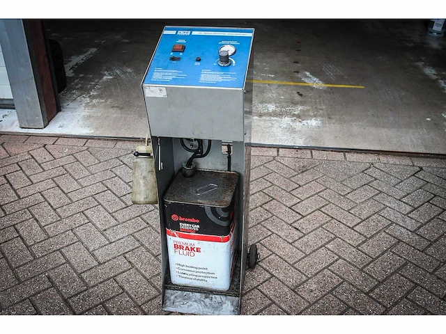 Lr - brake service unit - special mechanical tools - afbeelding 1 van  10