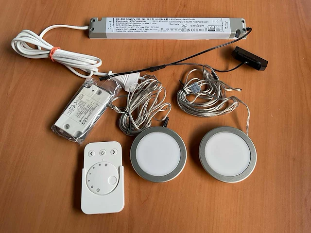 L&s moonlight emotion 2 led keukenspot incl. afstandsbediening - afbeelding 1 van  3