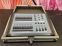 Lsc minim 12/24 fx dmx controller lichtmengtafel - afbeelding 1 van  5