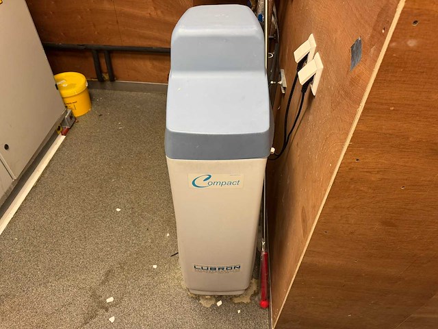 Lubron - compact c80 - waterontharder - afbeelding 2 van  4