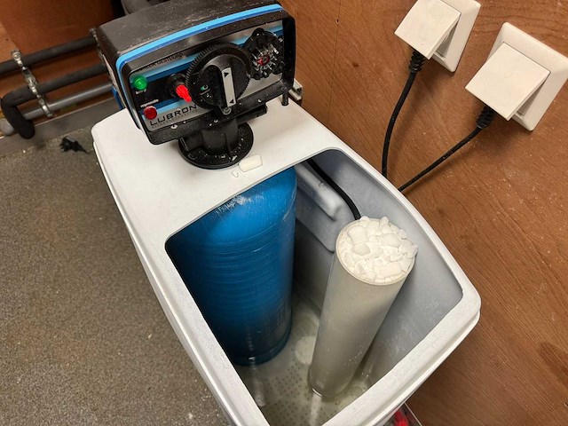 Lubron - compact c80 - waterontharder - afbeelding 3 van  4