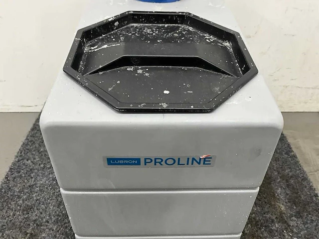 Lubron - proline - waterontharder - afbeelding 3 van  6