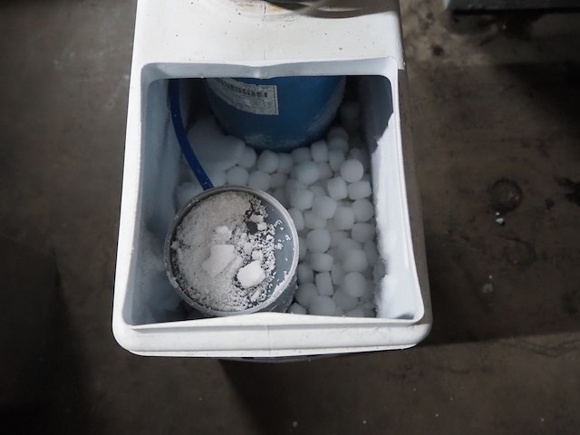 Lubron - afbeelding 4 van  6