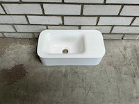 Luca sanitair - fontein 42,5 x 22 cm - afbeelding 1 van  2