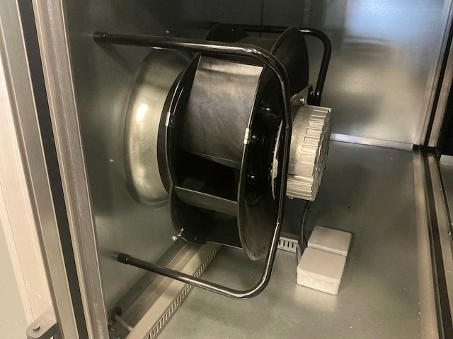 Lucam industriële luchtbehandelingskast / ventilatie-unit met warmtewisselaars en bypasssysteem - afbeelding 3 van  36