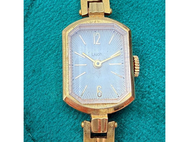 Luch goldplated vintage dameshorloge - made in ussr - afbeelding 4 van  8