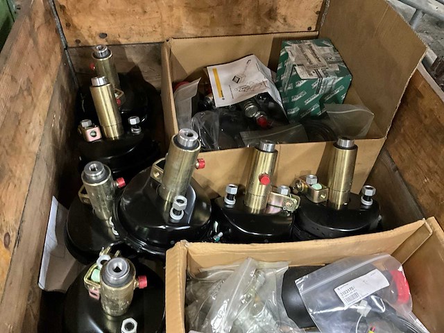 Lucht- en hydrauliek componenten - afbeelding 3 van  4