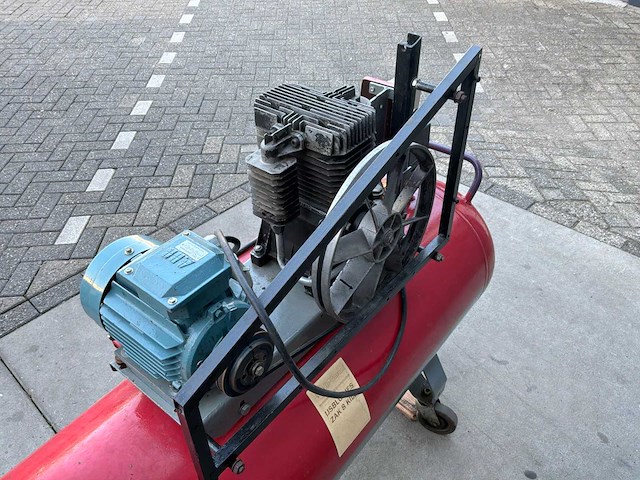 Luchtcompressor 200ltr 400v - afbeelding 6 van  6