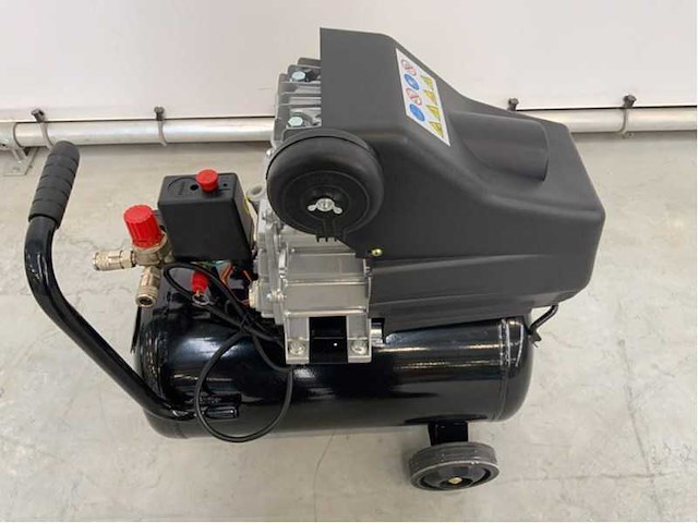 Luchtcompressor 24l model 3597 - afbeelding 9 van  16