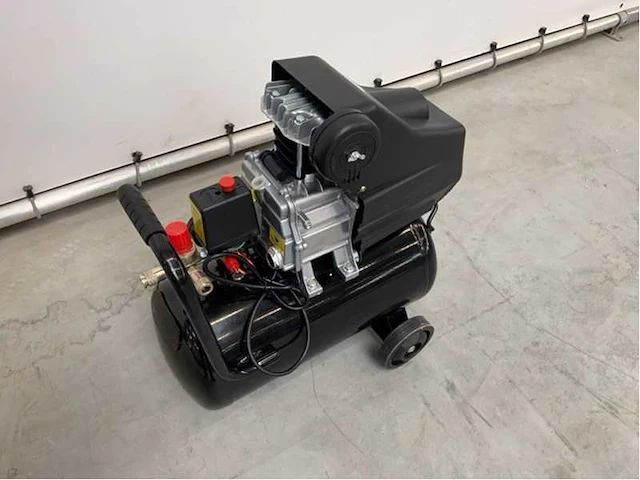 Luchtcompressor 24l model 3597 - afbeelding 10 van  19