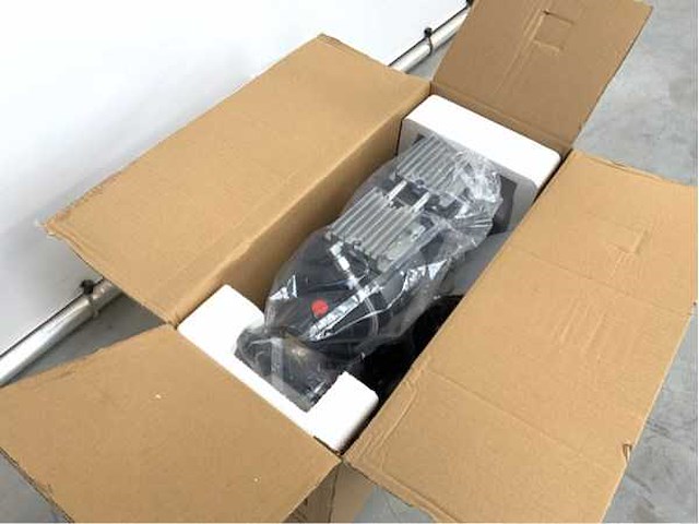 Luchtcompressor 24l model 3599 - afbeelding 3 van  8