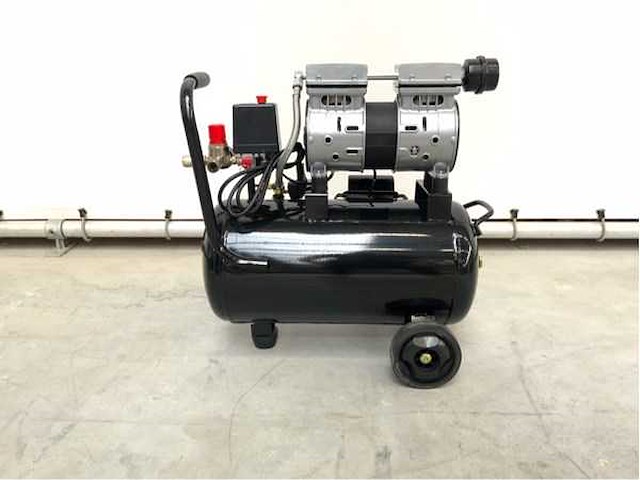Luchtcompressor 24l model 3599 - afbeelding 6 van  8